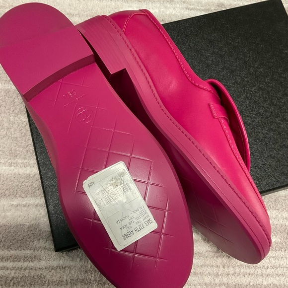 Chanel Lambskin Quilted CC Turnlock Loafers 39.5 Fuchsia - Picture 8 of 10